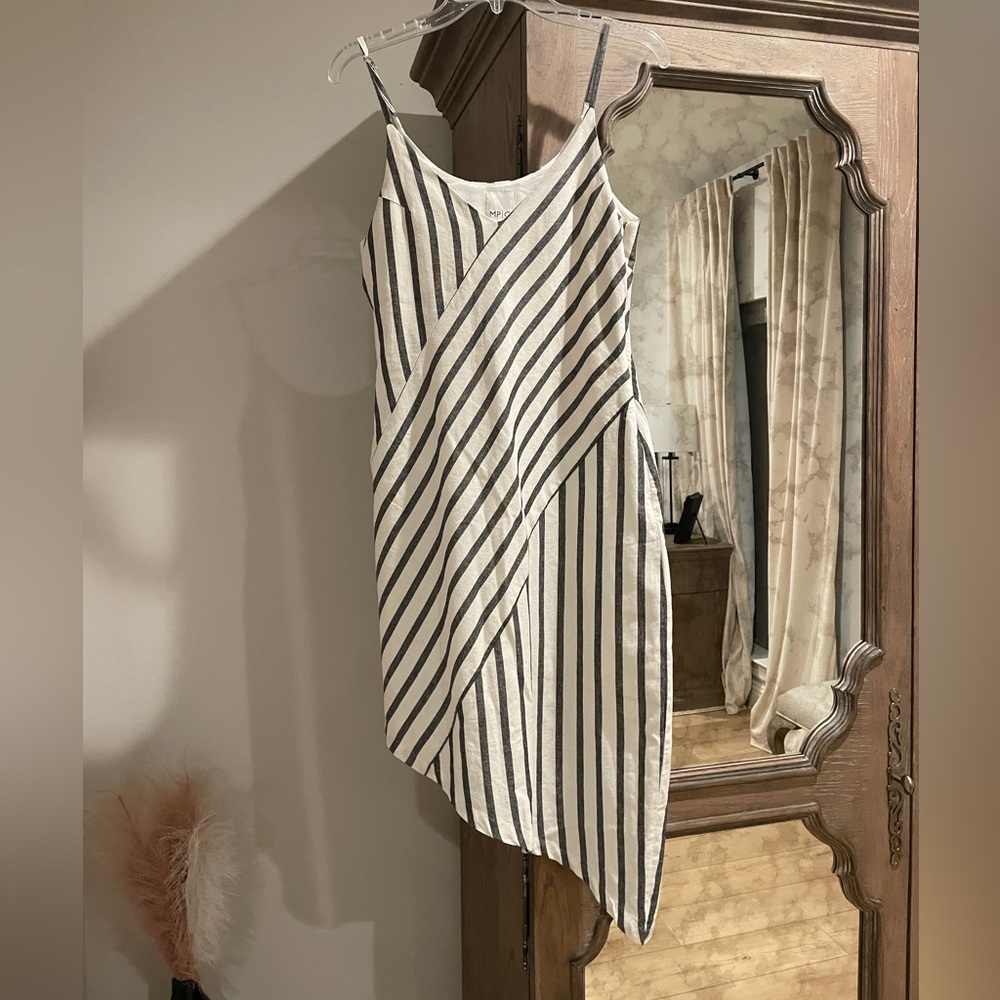 NWOT. MPC SMALL BLUE/GRAY STRIPPED DRESS